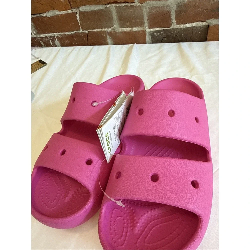 New Crocs Classic Sandal V2 Hot Pink Size 8 Mens, 10 W‎ Slides Comfort Sandals